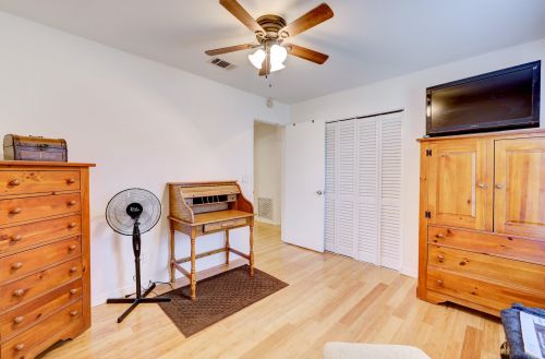 357 Eastport Cir, Fort Pierce FL 34953-7125 exterior