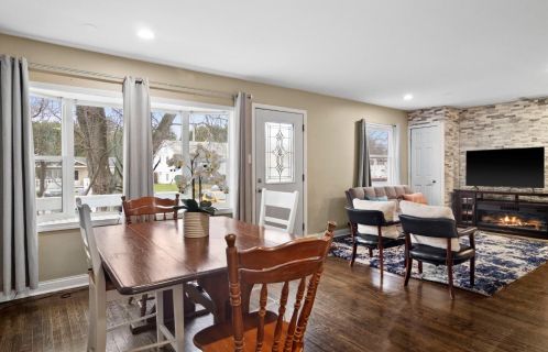 2023 Vermillion Ct, Gary, IN 46405-1230