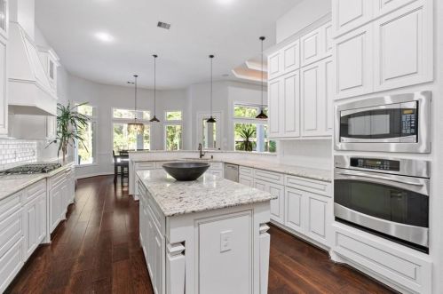 11621 Princess Ann Ct, Montgomery TX 77316-3605 exterior