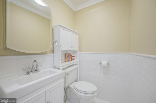 2202 Cumberland St, Philadelphia PA 19125-2204 exterior