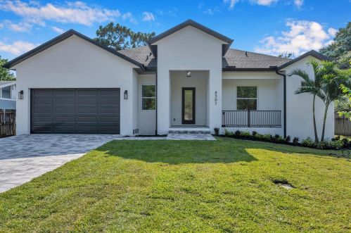 4307 Clark Ave, Tampa FL  33611-1305 exterior