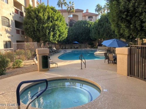 5104 32nd St, Phoenix AZ  85018-1473 exterior