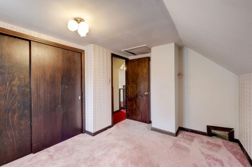 300 80, Milwaukee WI 53214-4548 exterior