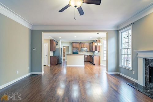 645 Kenton Pl, Atlanta GA 30331-0045 exterior