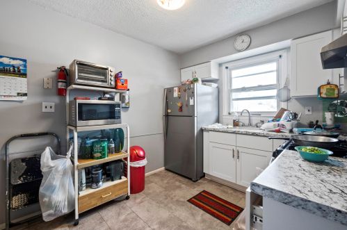 523 St, Union City NJ 07087-2683 exterior