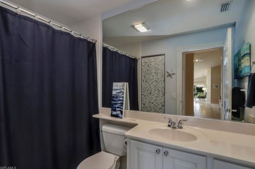 7520 Firenze Ln, Naples FL 34114-2657 exterior