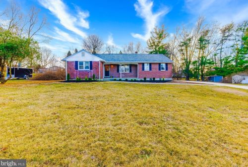 17 Shady Lane Rd, Clarksboro, NJ 08020-1322