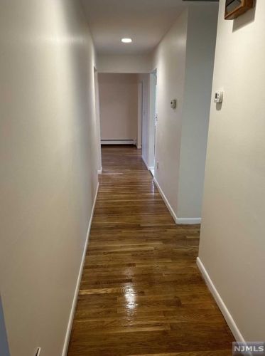 262 8th St, Palisades Park NJ  07650-4030 exterior