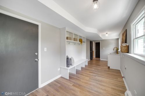 452 Adams St, Elmhurst IL  60126-4633 exterior