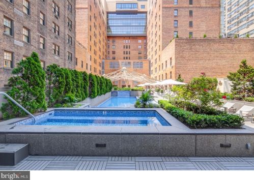 219 18th St, Philadelphia PA 19103-6141 exterior