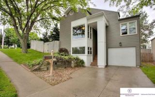 1205 Pierce St, Omaha, NE 68108-3201
