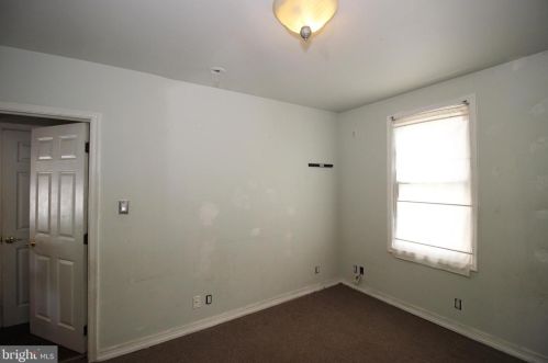 80 Ridgeway Ave, Manor PA 19036-1924 exterior