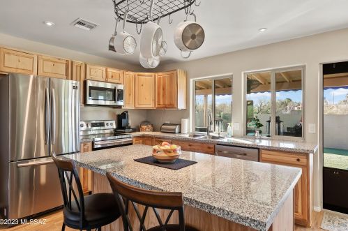 10302 Calle Del Este, Tucson AZ  85748-6845 exterior