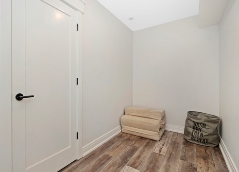 1837 Mozart St, Chicago IL 60647-5111 exterior