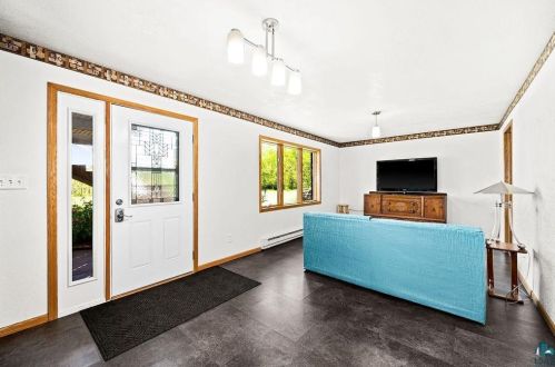 5413 Cloquet Rd, Duluth MN 55810-2149 exterior