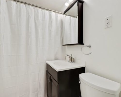 3434 Nagle Ave, Chicago IL 60634-4917 exterior