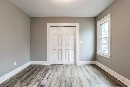 293 Gln St, New Britain CT 06051-3060 exterior