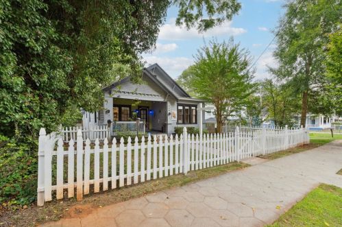 548 Holderness St, Atlanta GA 30310-1750 exterior