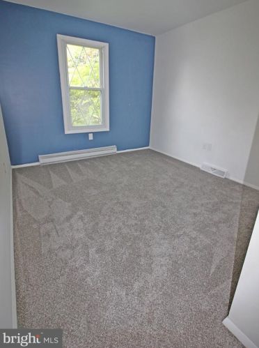 2845 Pebblebrook Dr, Lancaster PA 17601-3329 exterior