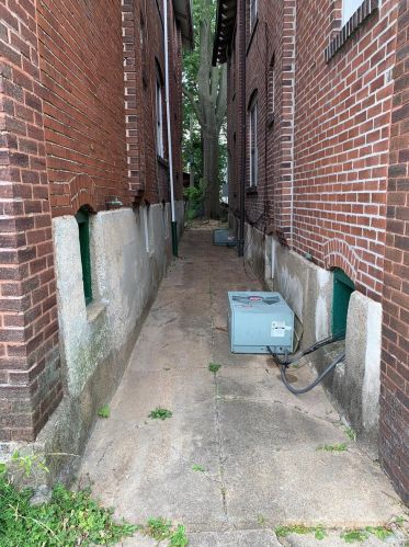 3654 Neosho St, Saint Louis, MO 63116-4371