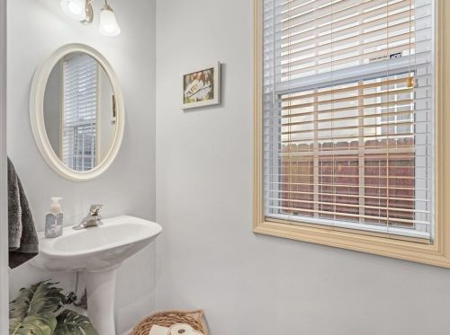 1904 Mallard St, Atlanta GA 30318-2724 exterior