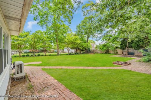 1322 River Ave, Point Pleasant Beach NJ 08742-4331 exterior