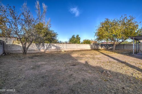 7330 Coolidge St, Phoenix AZ 85015-3845 exterior