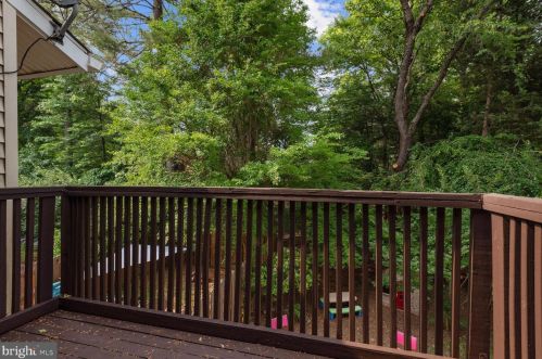 862 New Mark Esplanade, Rockville MD 20850-2736 exterior