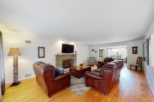 335 Commonwealth Ave, Pittsburgh PA  15122-1929 exterior