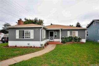 402 Doris Ave, Oxnard CA  93030-4640 exterior