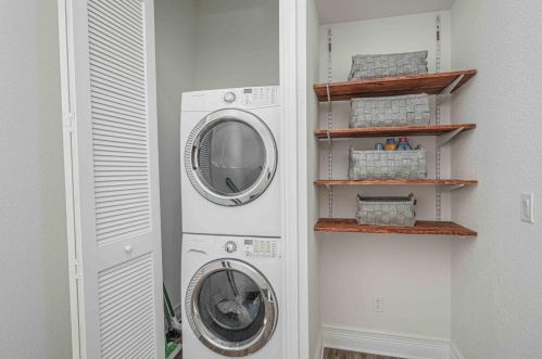 6117 Kendra Ln, Fort Pierce FL 34983-4140 exterior