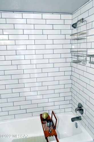 3231 Champlain Ave, Tucson AZ  85730-1942 exterior