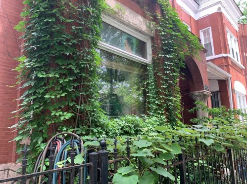 2026 Huron St, Chicago, IL 60612-1304