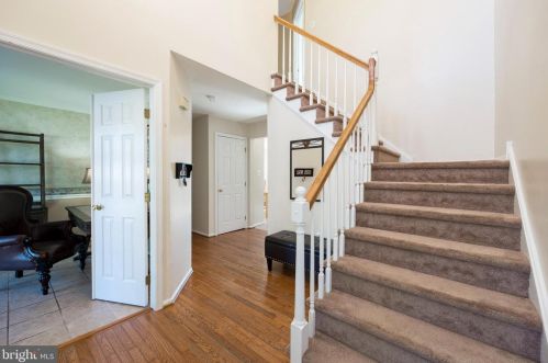 59 Pine Hurst Dr, Pottstown, PA 19464-7204