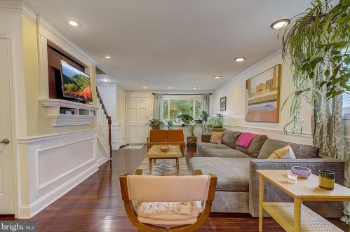 432 Ave, Media PA 19063-4015 exterior