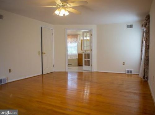 11007 Lamplighter Ln, Rockville MD  20854-2764 exterior