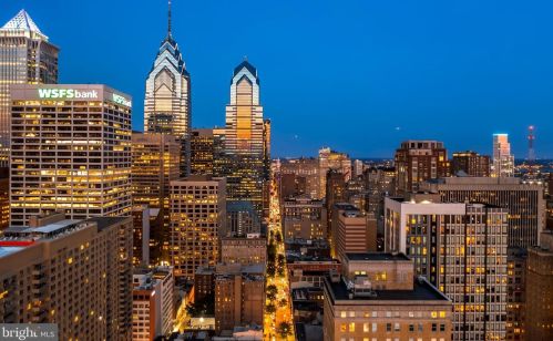 1919 Chestnut St, Philadelphia PA 19103-3401 exterior