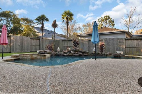 3710 Clover Vly Dr, Humble TX exterior