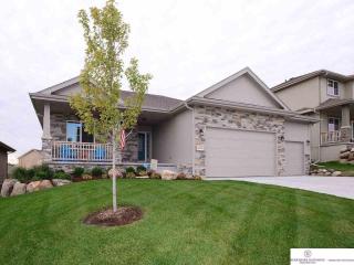 18219 Dewey Ave, Omaha NE  68105-1110 exterior