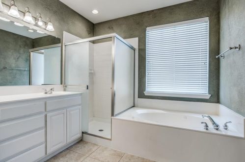 2719 Frst Mnr Dr, Frisco TX 75034-4680 exterior