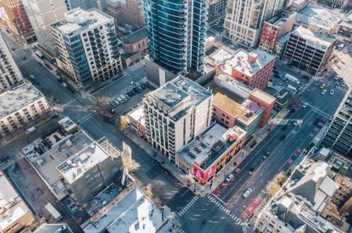 744 Clark St, Chicago IL  60654-2525 exterior