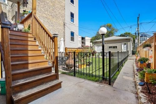 4047 Drake Ave, Chicago IL 60659-3207 exterior