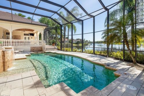 2124 Canna Way, Naples FL 34105-3068 exterior