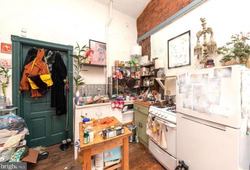 602 52 St, Philadelphia PA 19143-2602 exterior