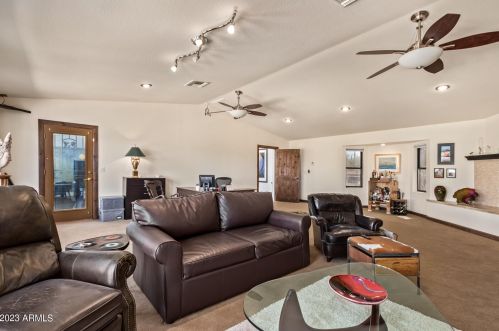 35825 17th Ave, Phoenix AZ  85086-7251 exterior