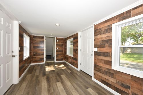 4825 91st St, Milwaukee WI  53225-4125 exterior