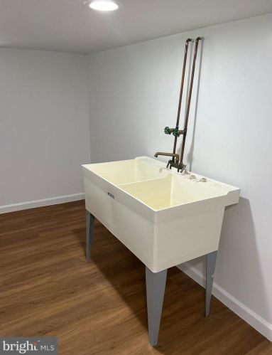 4331 Comly St, Philadelphia PA  19135-3905 exterior