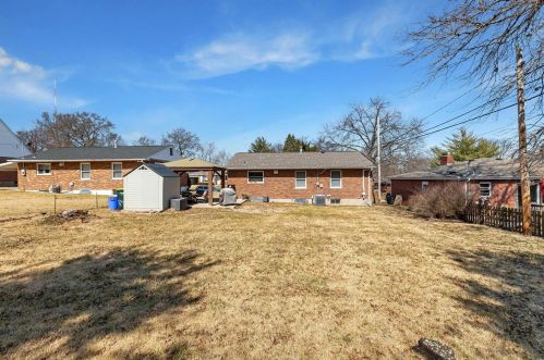 6438 Lawnside Dr, Saint Louis MO 63123-3309 exterior