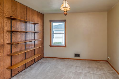 559 Oakcrest St, Wyoming MI exterior