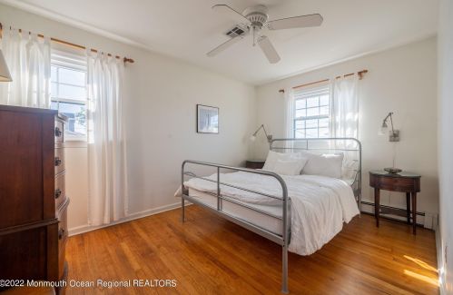 403 Newark Ave, Point Pleasant Beach NJ 08742-4141 exterior